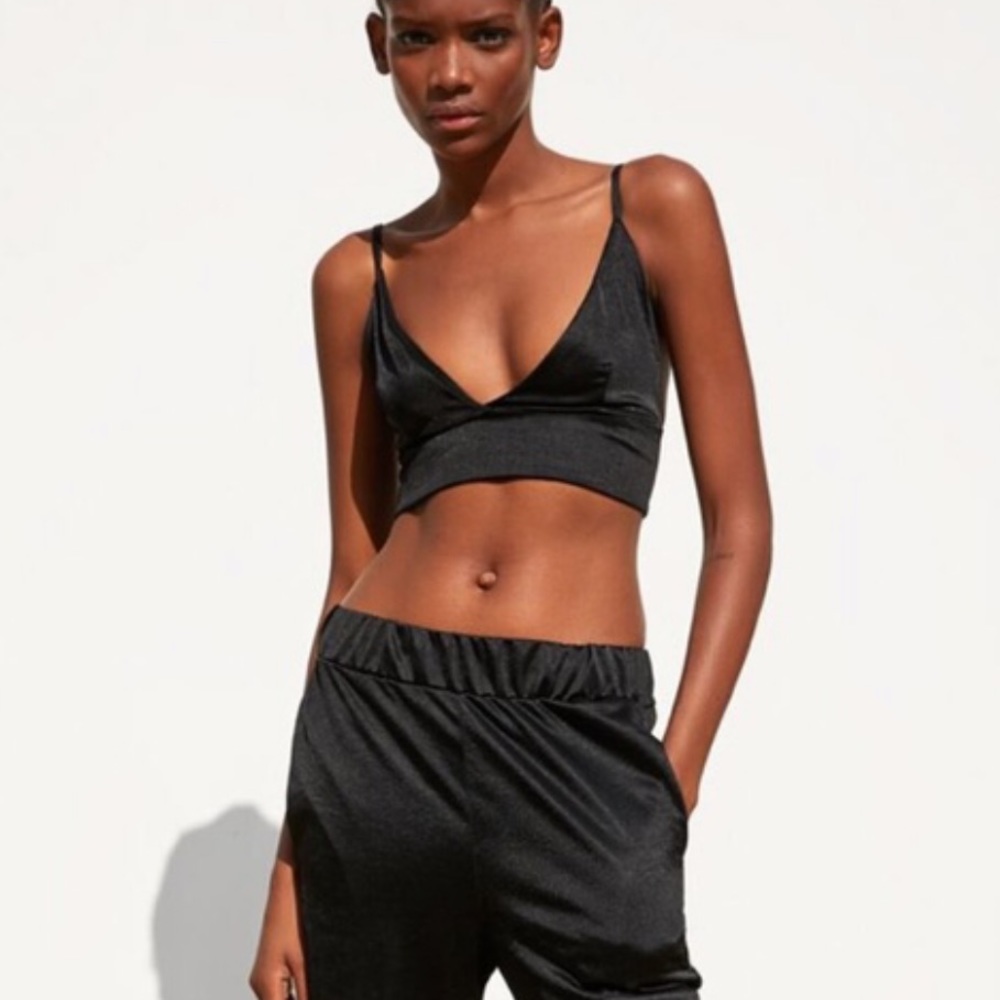 Satin crop top black Zara